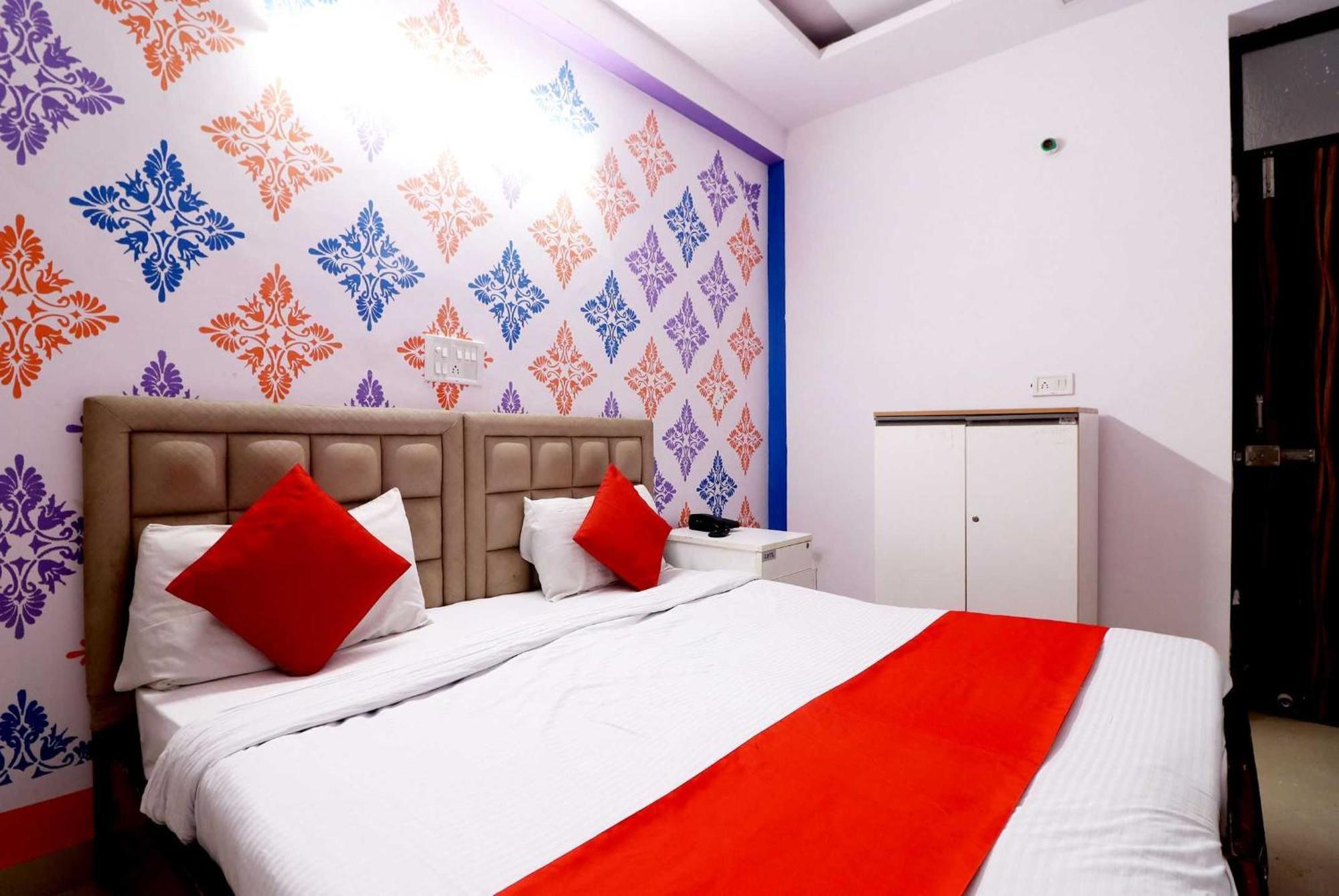OYO 49535 PK Residency Noida Exterior foto