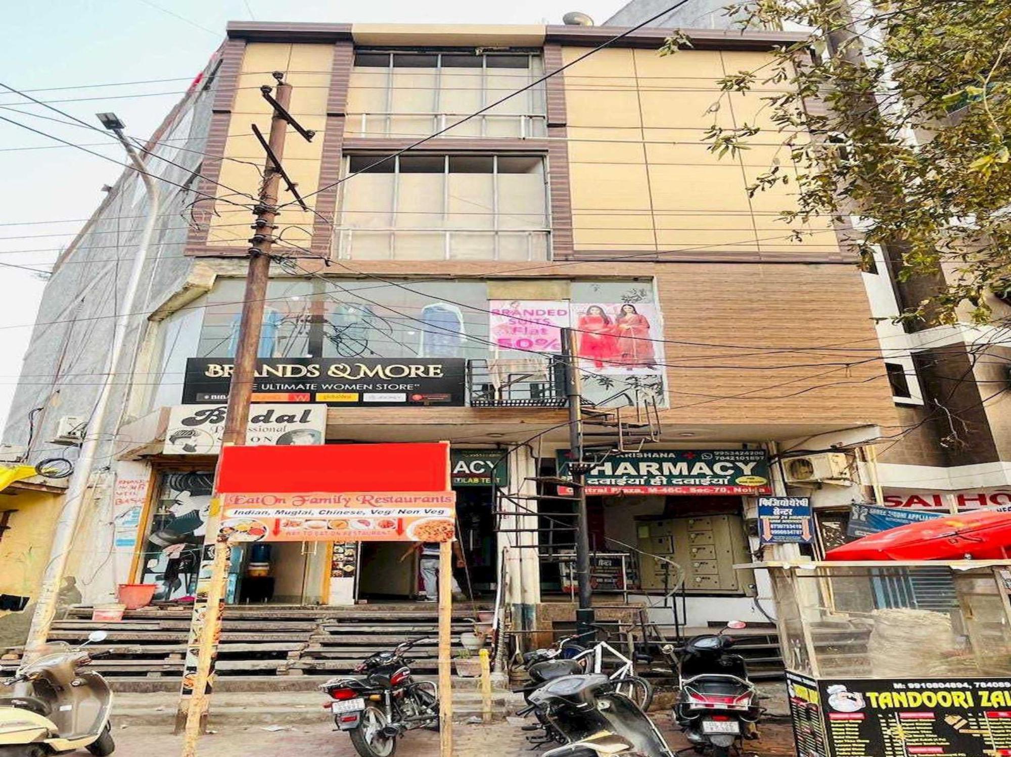 OYO 49535 PK Residency Noida Exterior foto